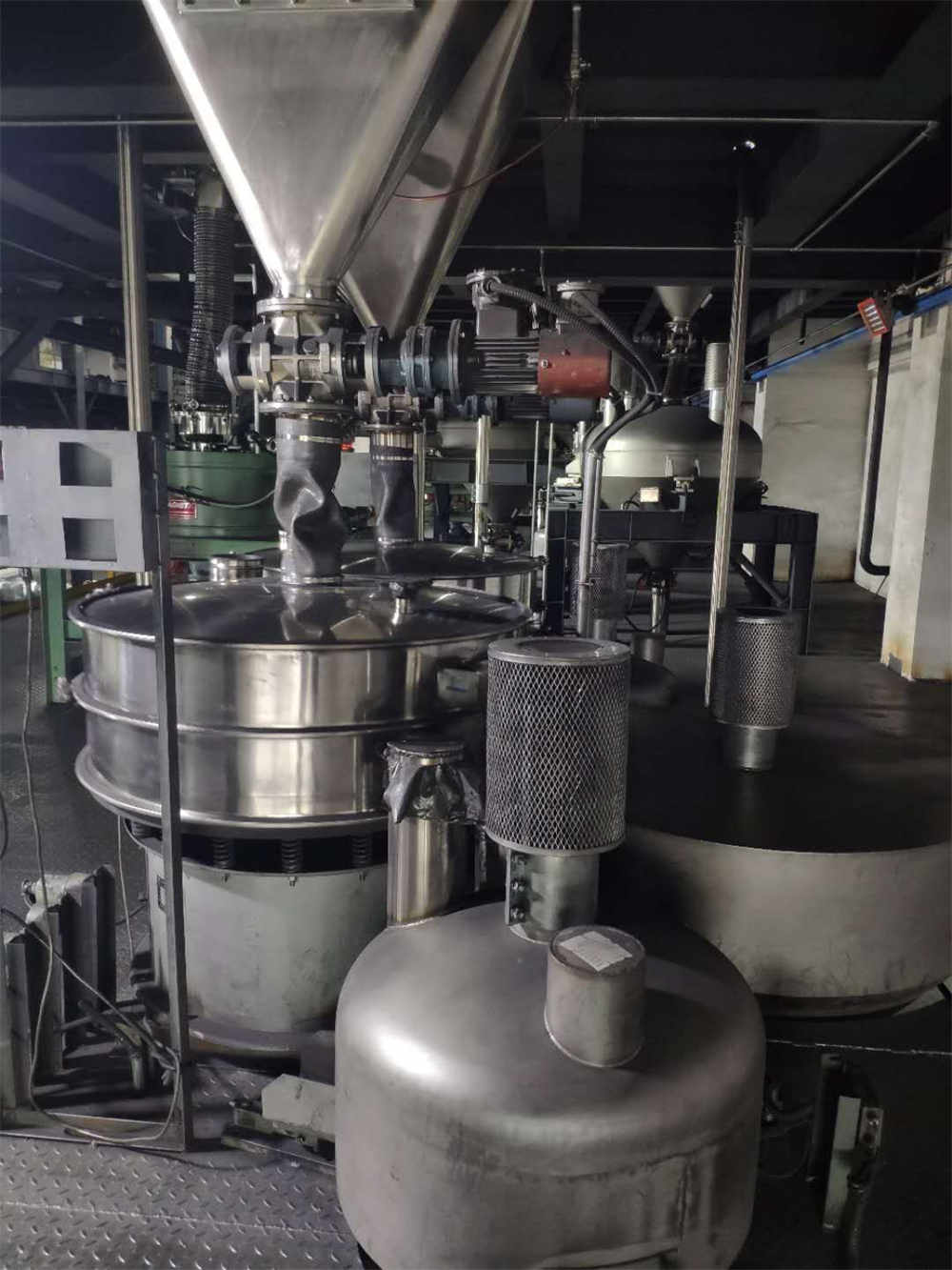 國內(nèi)某大型500新能源企業(yè)設備現(xiàn)場